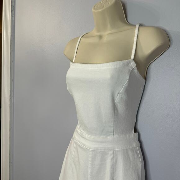 Good American Vacay Denim Jumpsuit Wide Leg Lace up BackTie Back White Sz 2 - Picture 3 of 12